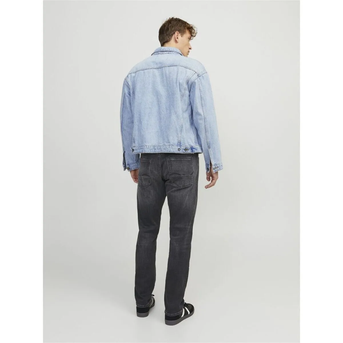 12250239 CHRISBLACK DENIM