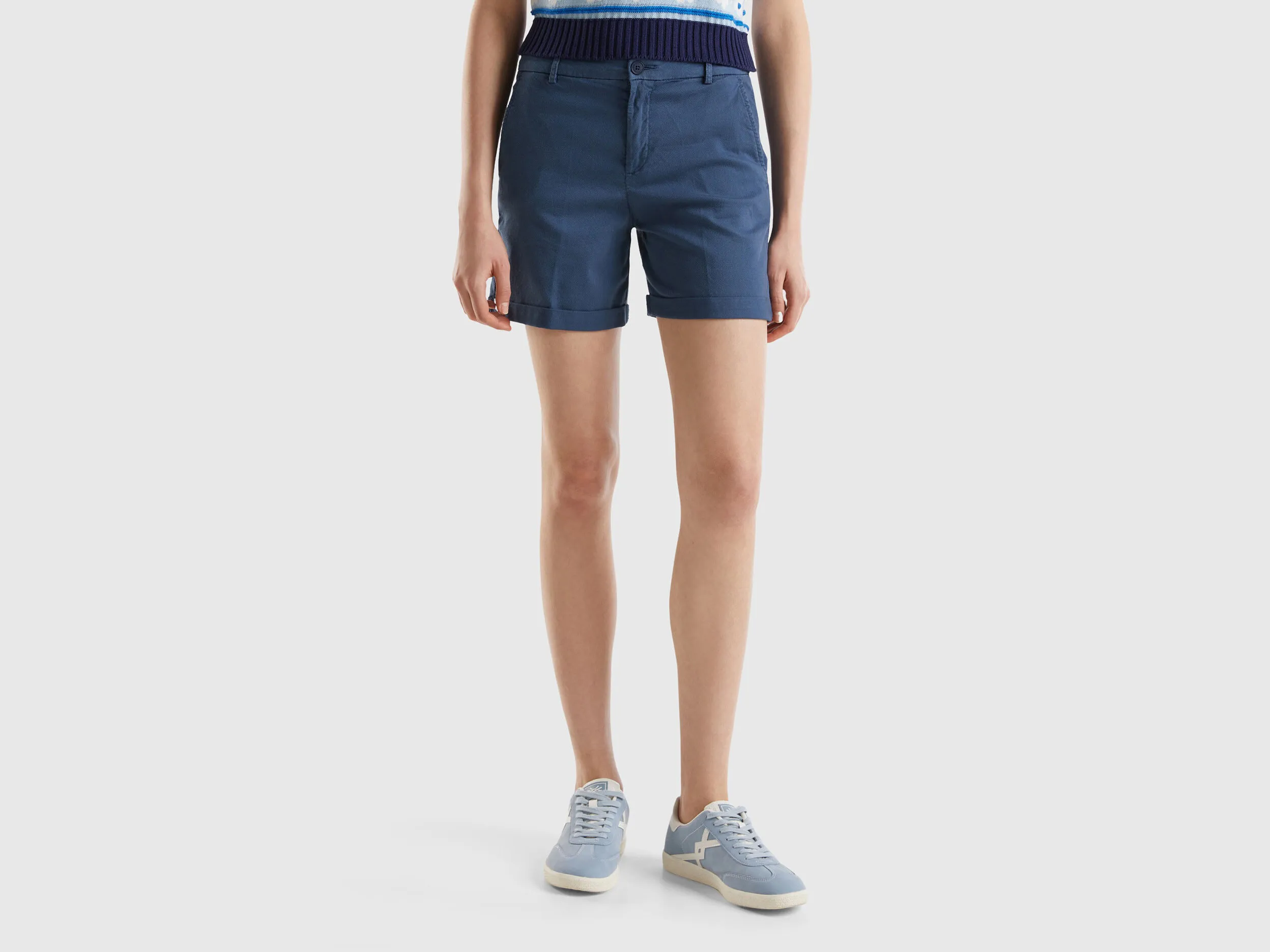Bermudas de algodón elástico