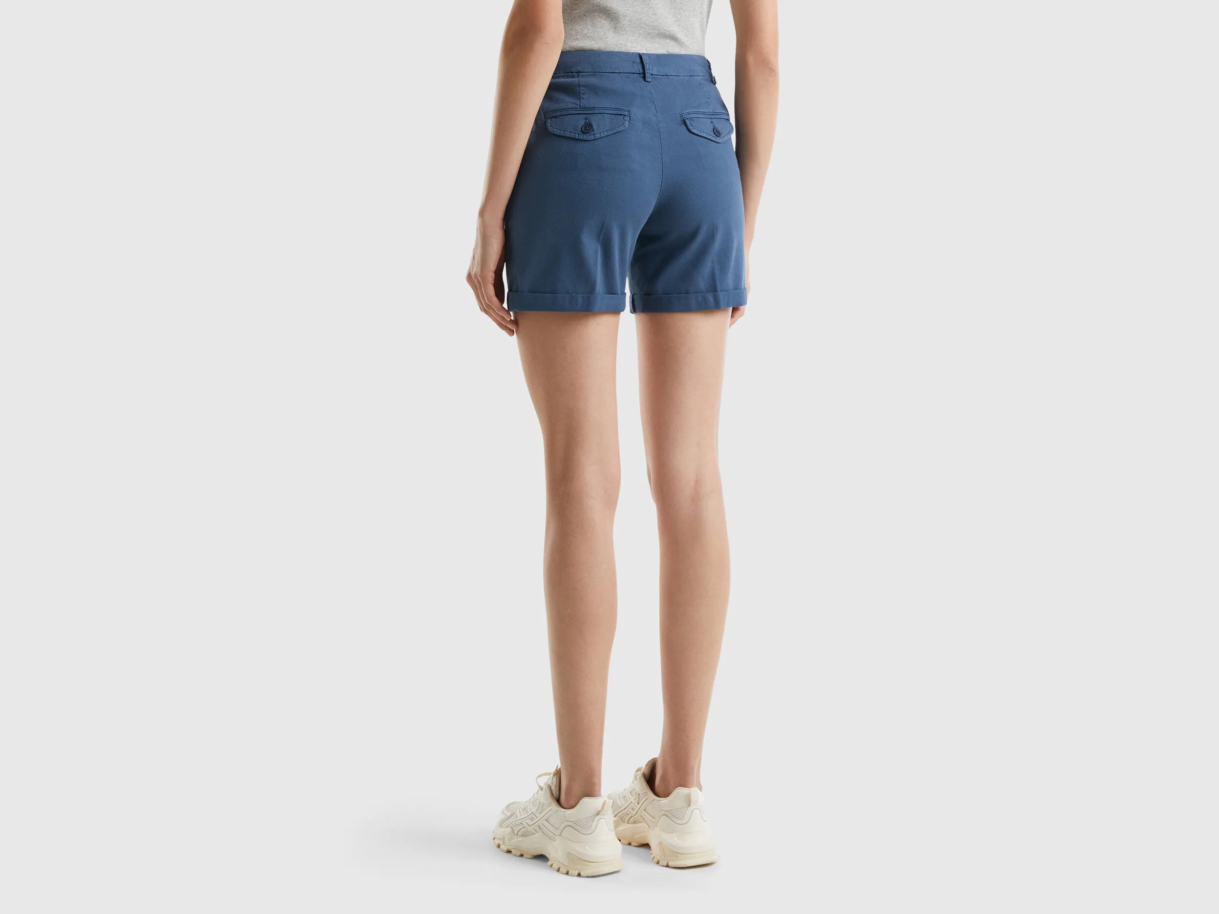 Bermudas de algodón elástico
