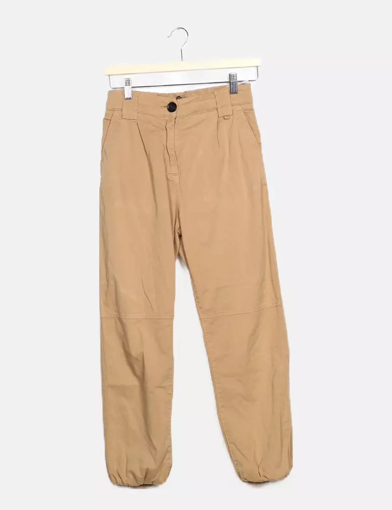 Bershka Pantalón beige casual