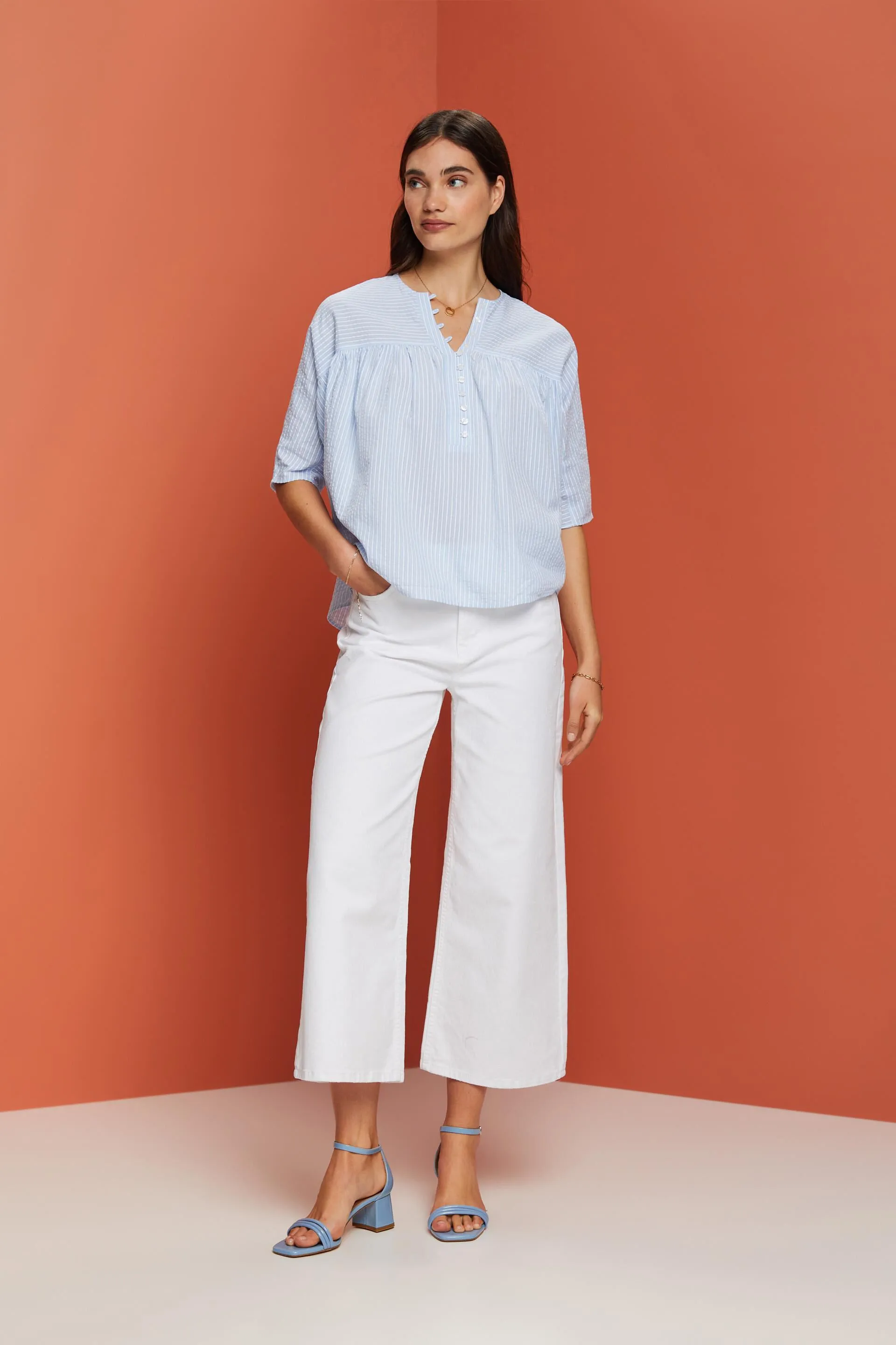 Blusa de manga corta con textura