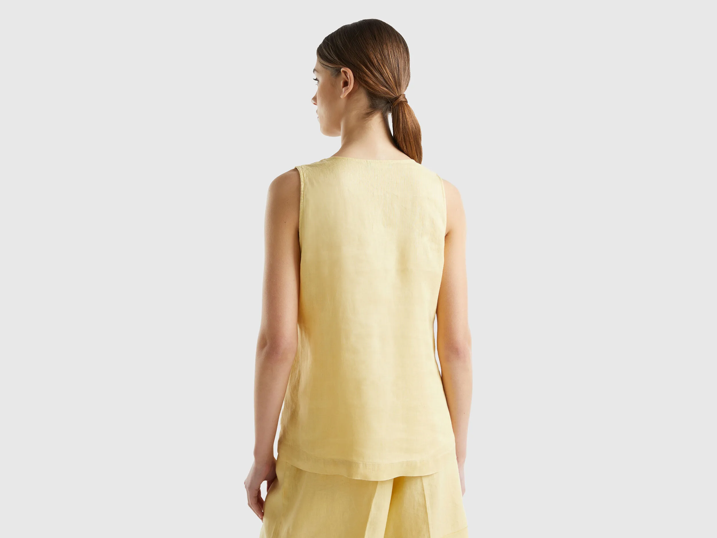 Blusa sin mangas de lino puro