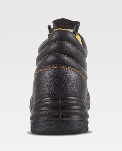 Bota de piel hidrofugada con cordones Suela Negro