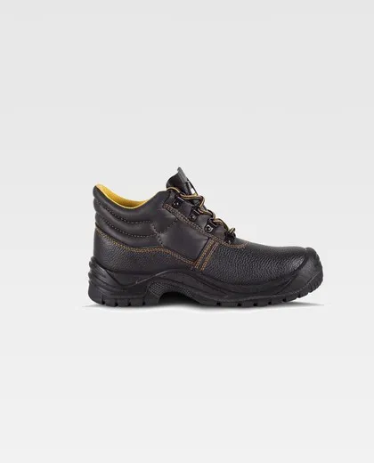 Bota de piel hidrofugada con cordones Suela Negro