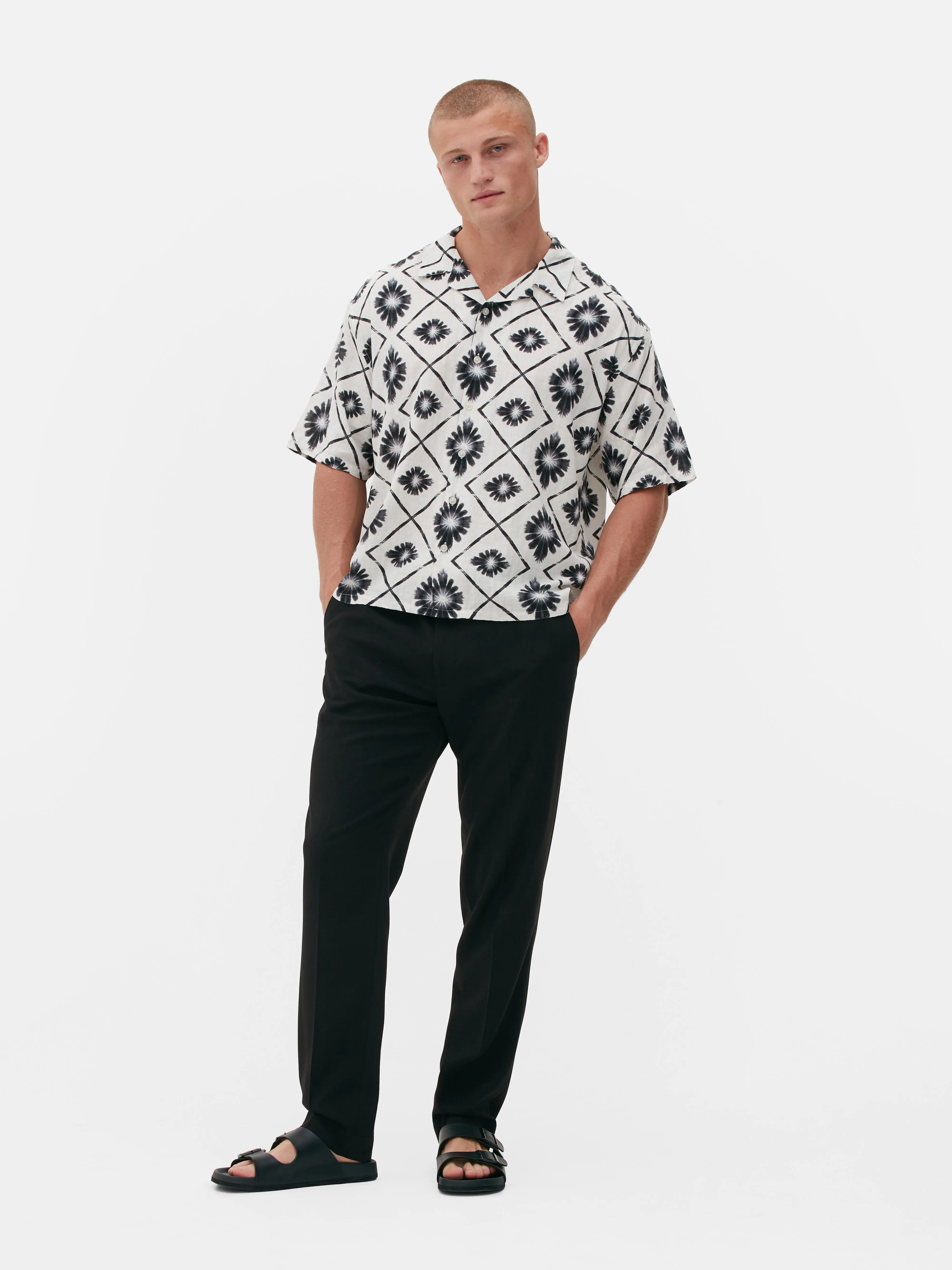 CAMISA CON ESTAMPADO ABSTRACTO TIEDYE