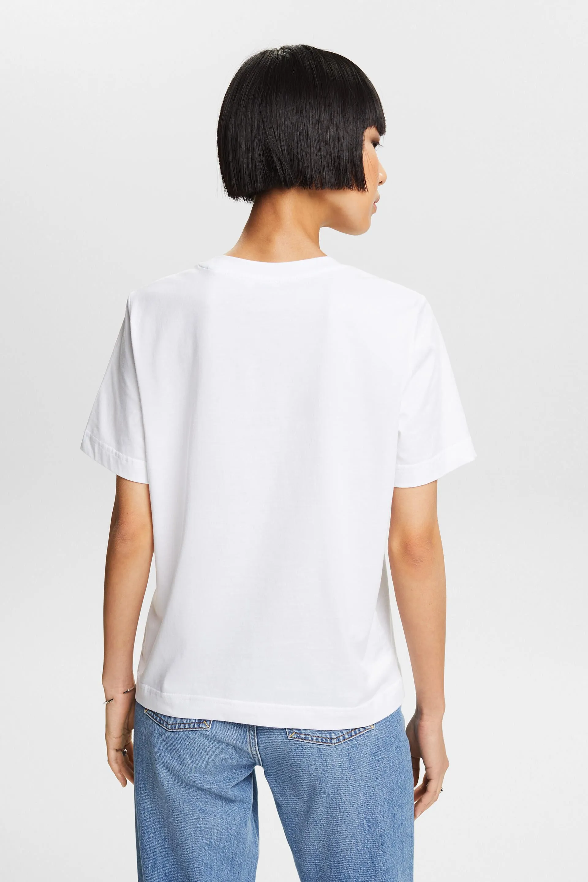 Camiseta con estampado geométrico