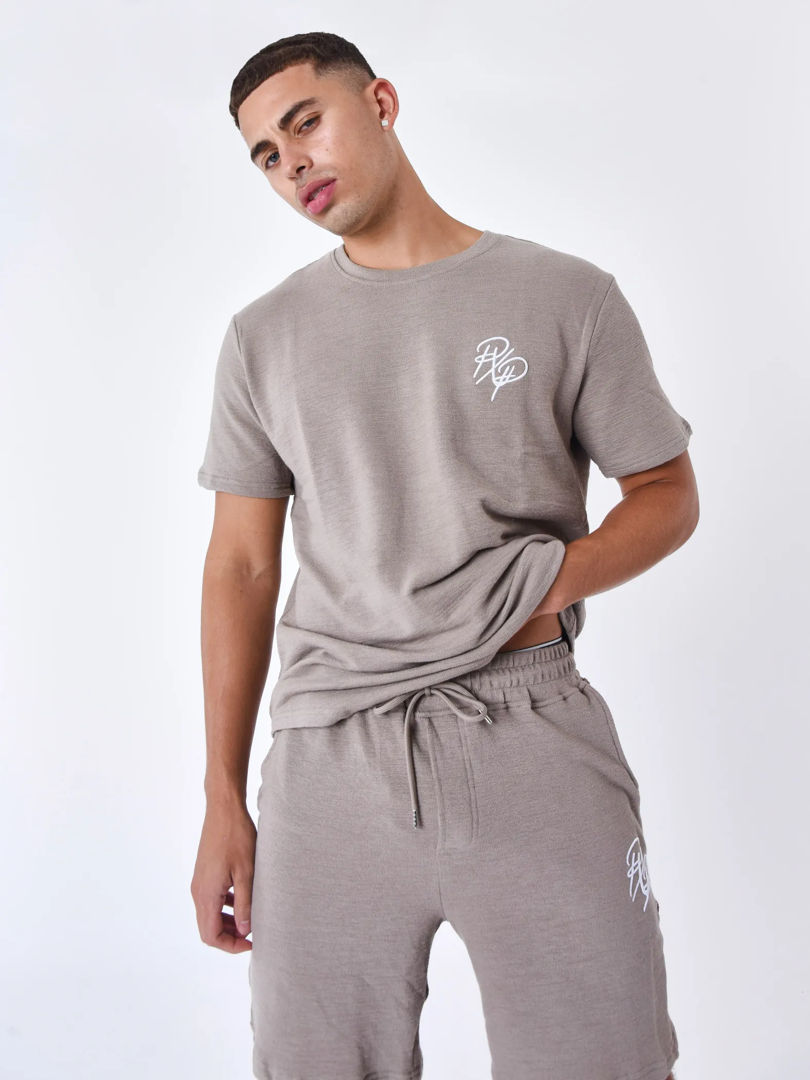 Camiseta lisa con textura