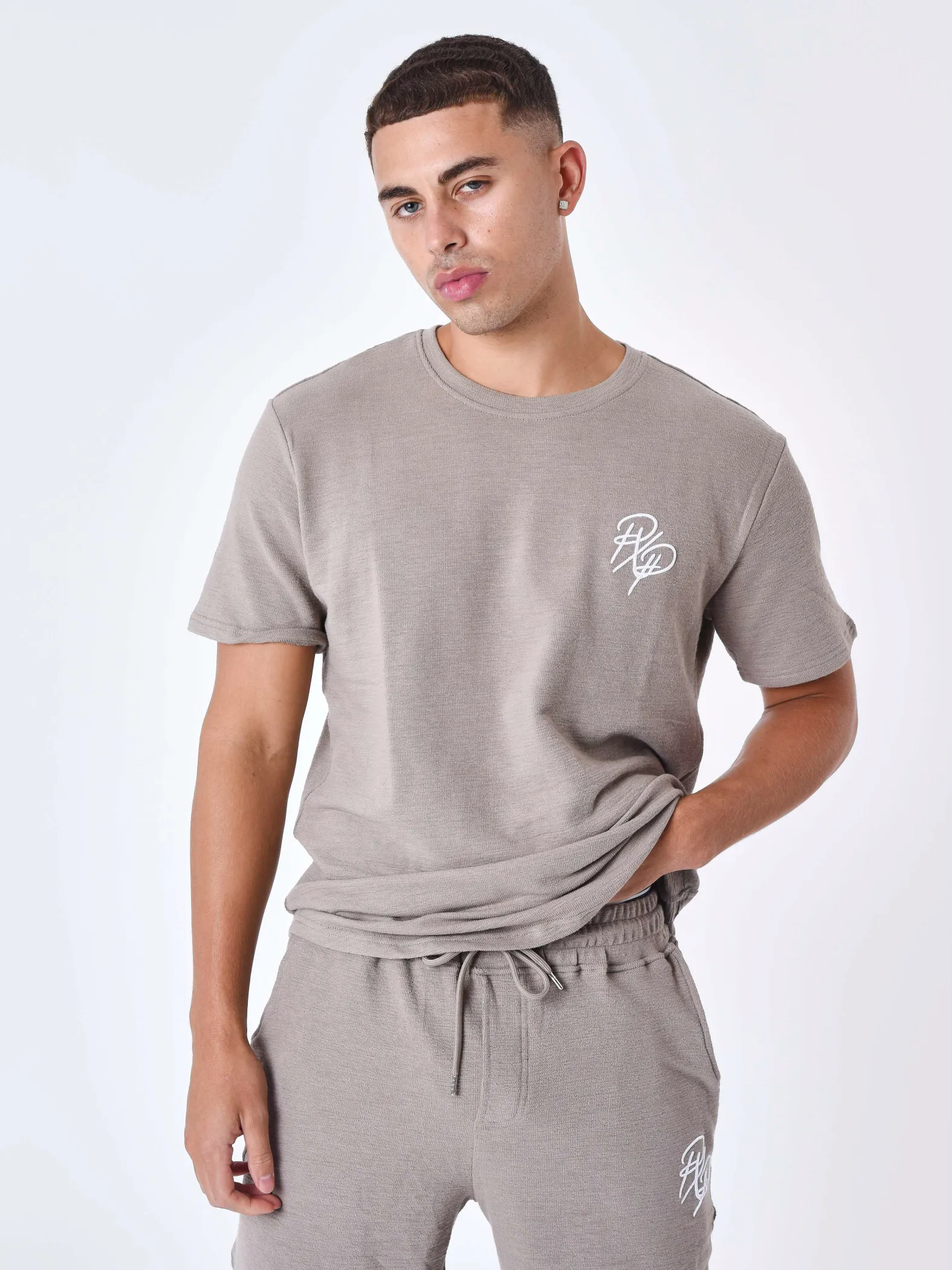 Camiseta lisa con textura