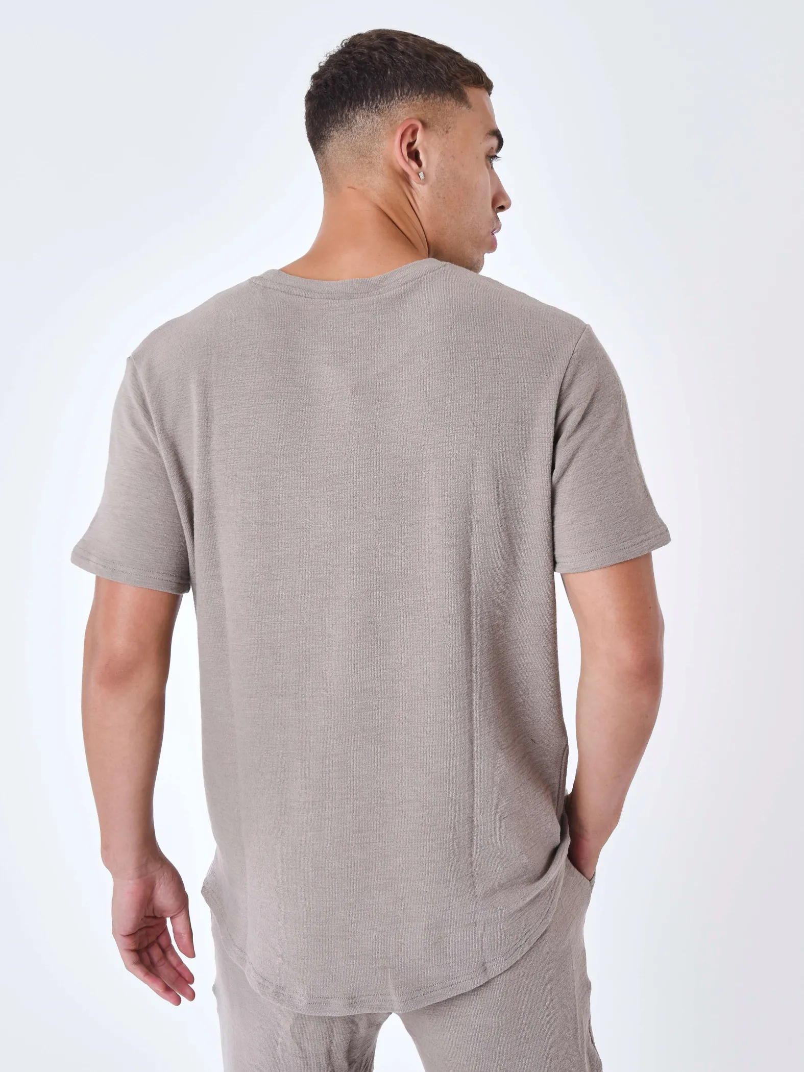 Camiseta lisa con textura
