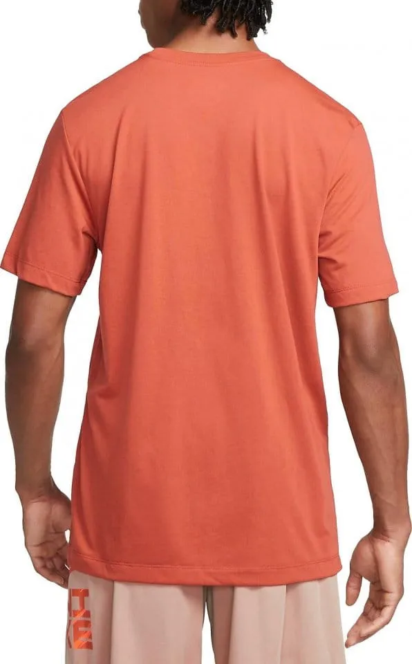 CAMISETA NIKE PRO DRIFIT MEN S GRAPHIC TSHIRT