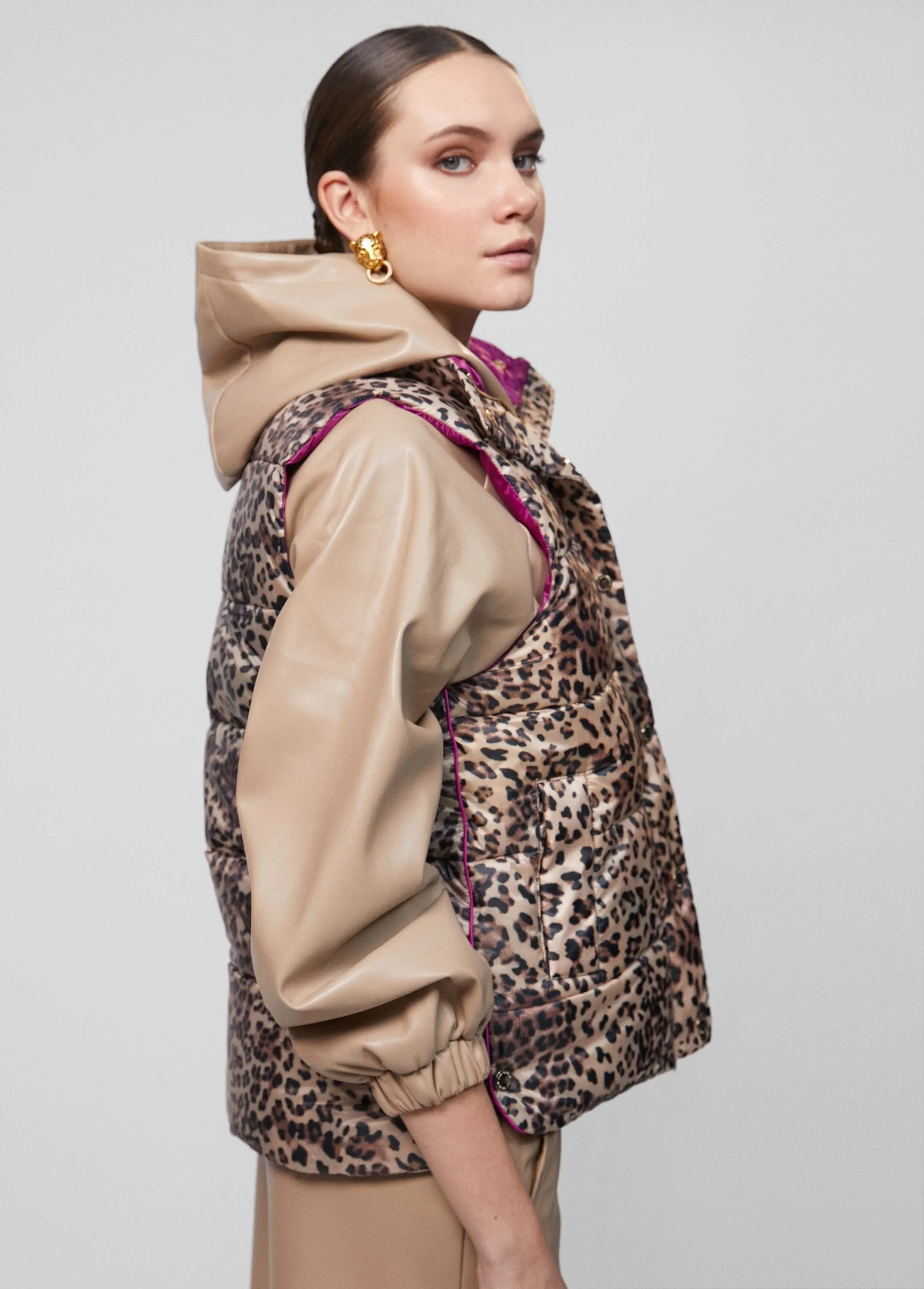 Chaleco plumas animal Lola Casademunt
