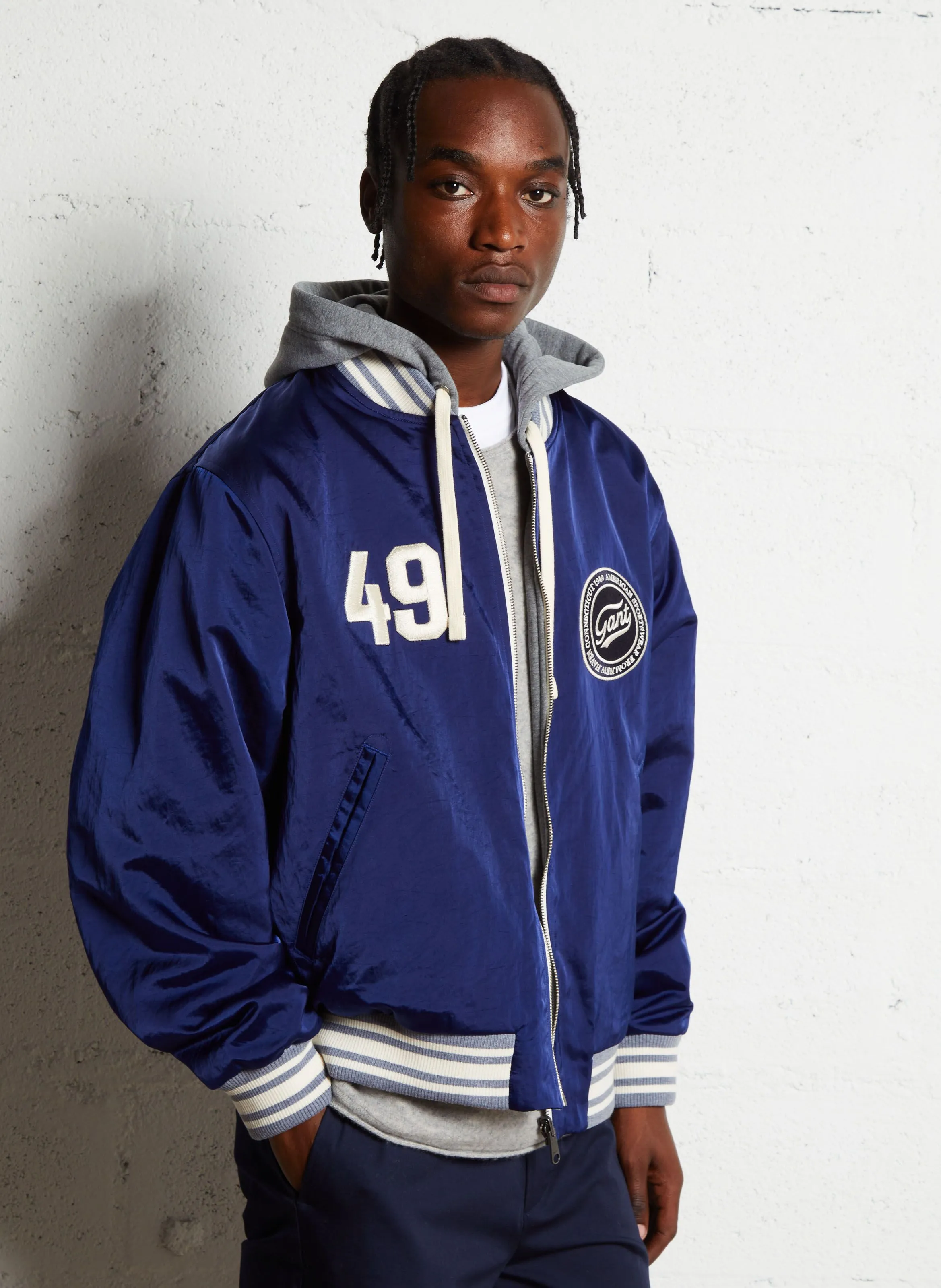 Chaqueta con capucha reversible en azul