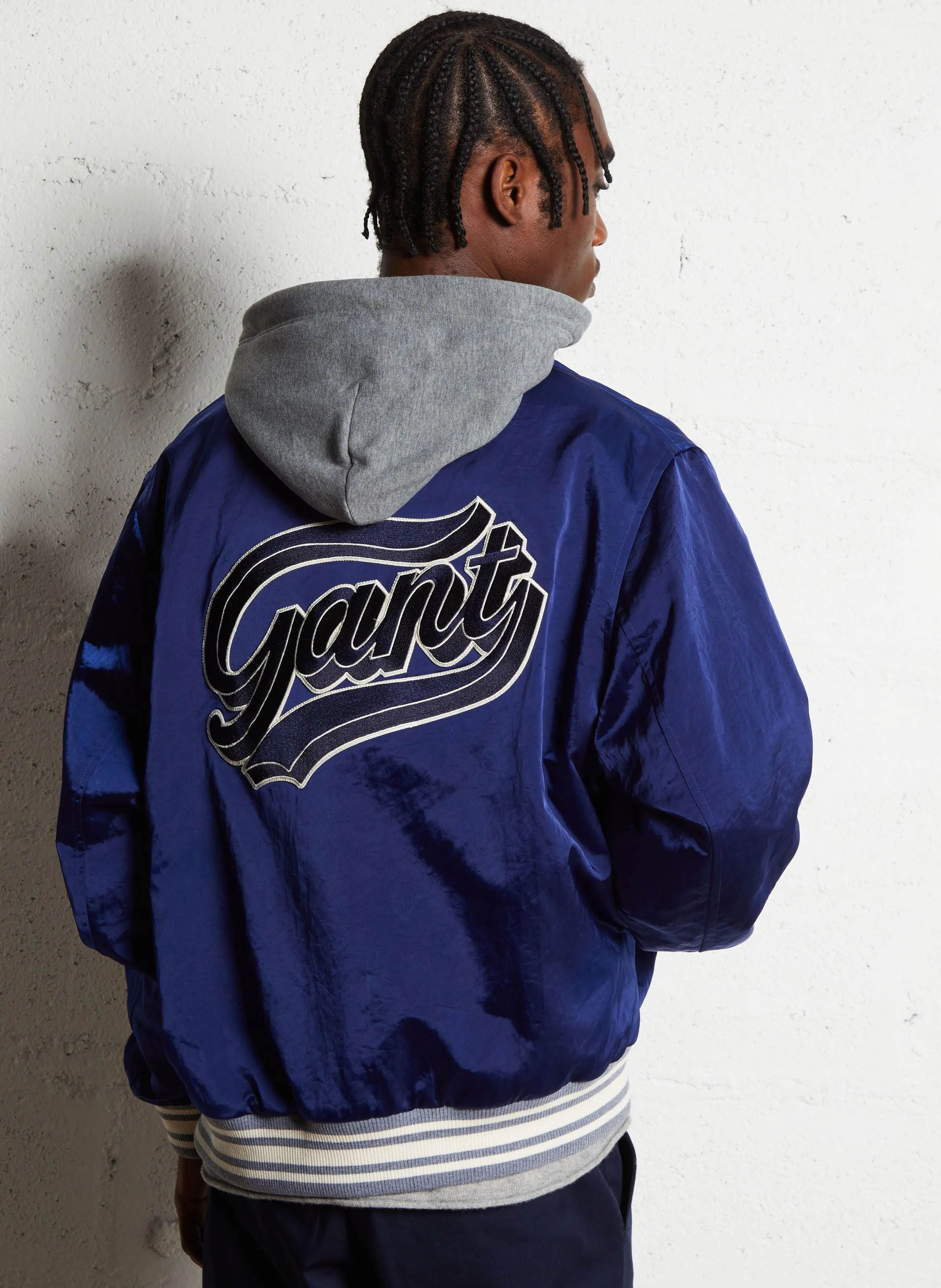 Chaqueta con capucha reversible en azul