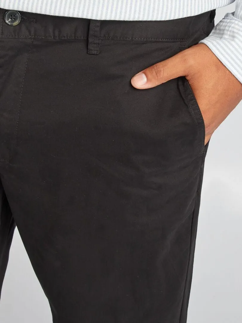 CHINO SLIM  L32  NEGRO