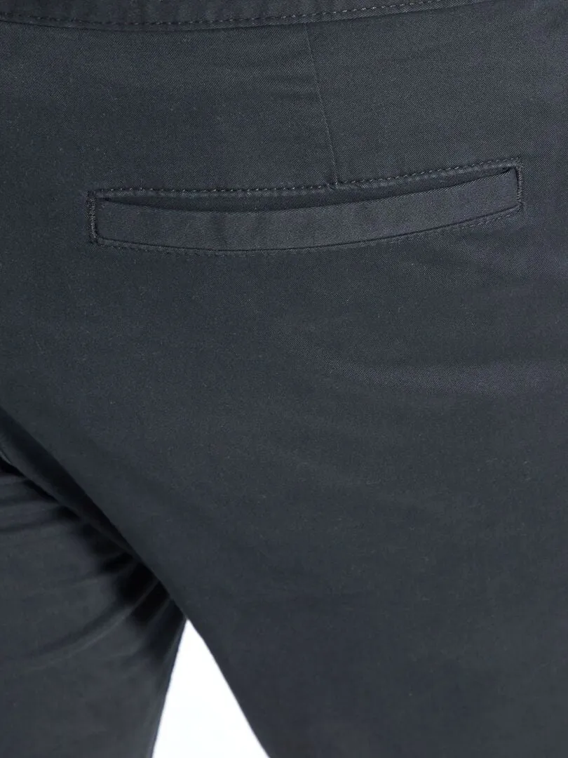 CHINO SLIM  L32  NEGRO
