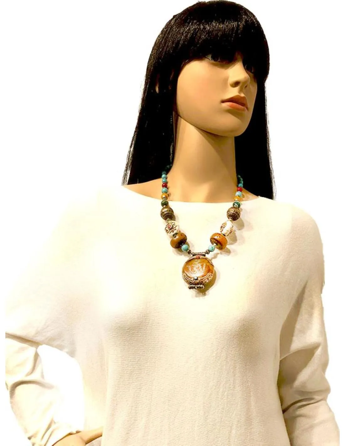 COLLARES MUJER TIBETANOS CON MEDALLON OM TRIBAL Y ARTESANAL