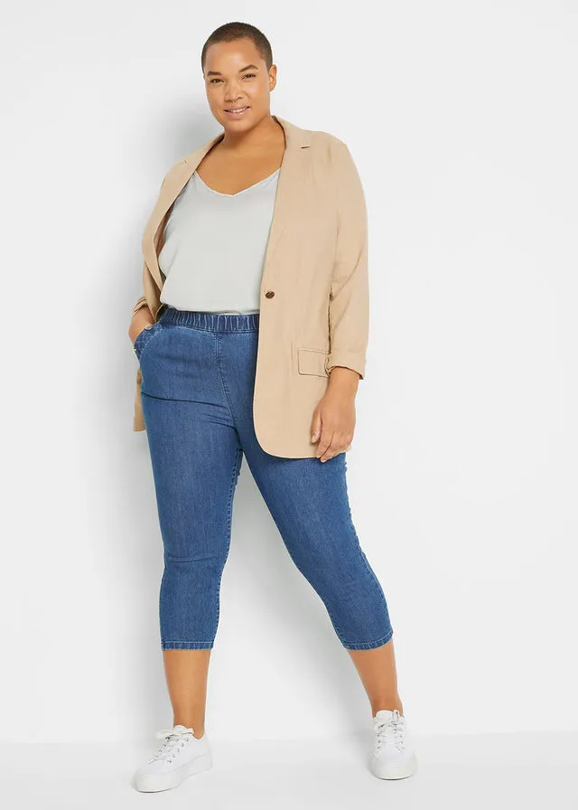 Cómodo pantalón capri elástico con cinturilla cómoda y botones decorativos Denim claro