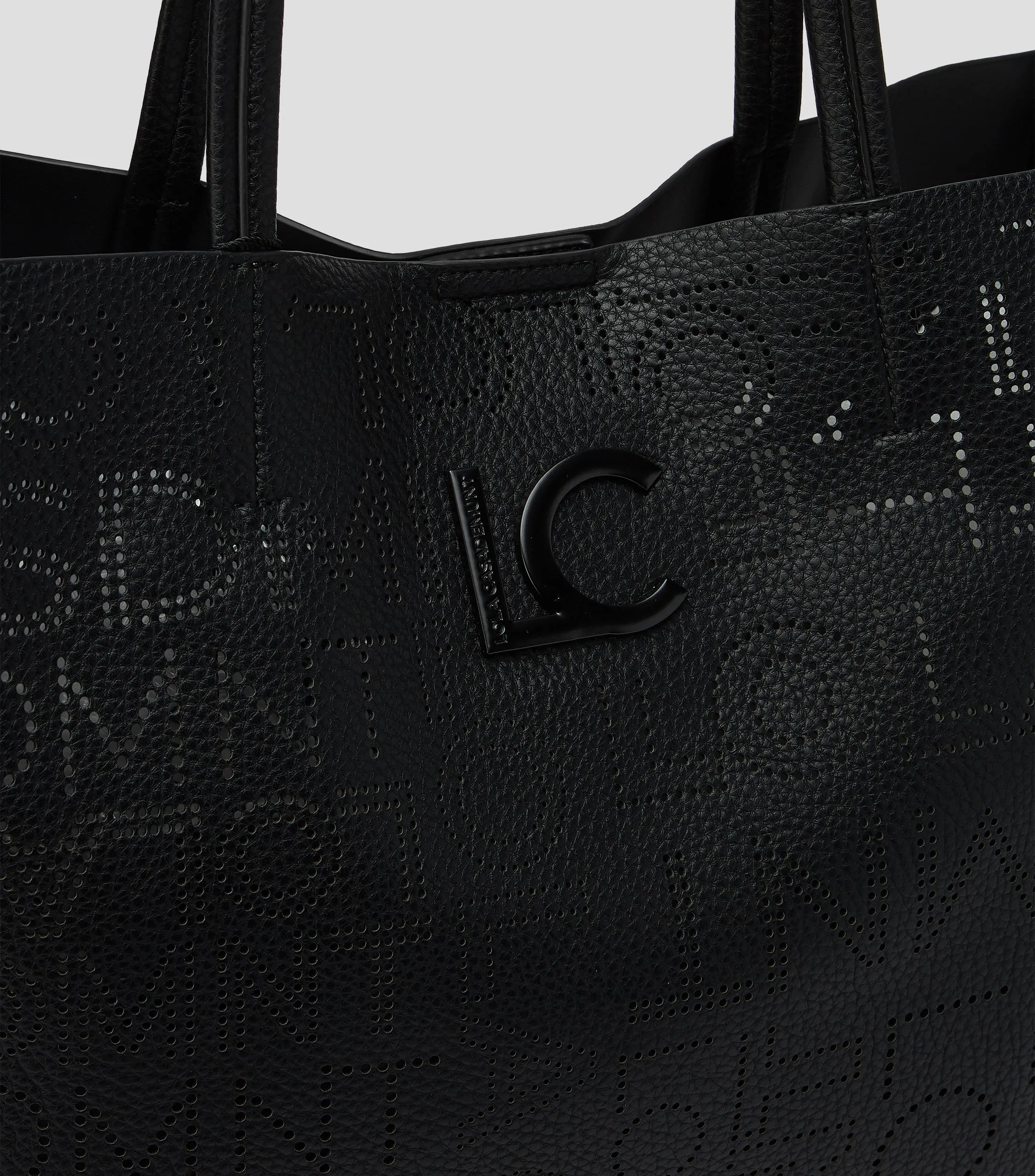 D374_Lola Casademunt Bolso tote troquelado Mujer