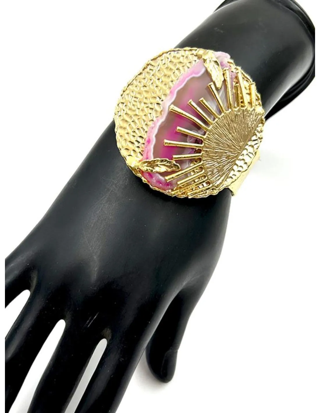 DORADOS BRAZALETES DE PIEDRAS FUCSIAS DE DISEÑO ESTRELLADO PARA BODAS