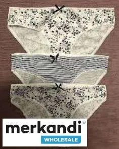 Experimenta nuestros paquetes de 3 calzoncillos de mujer con una amplia gama de colores para artículos modernos y cómodos