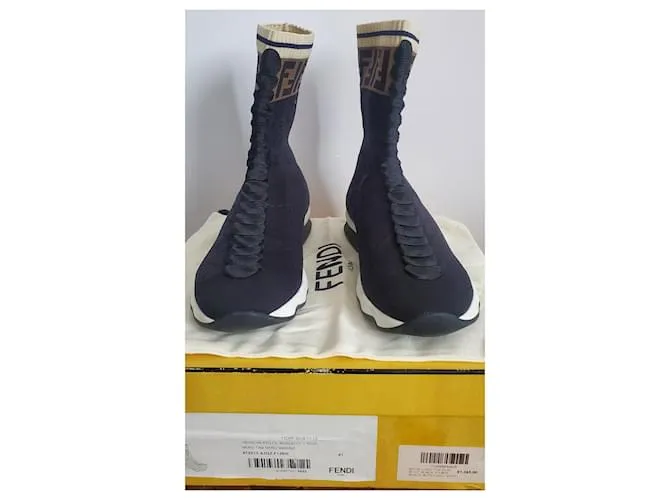 Fendi Par de zapatillas P 41 ESO Negro 