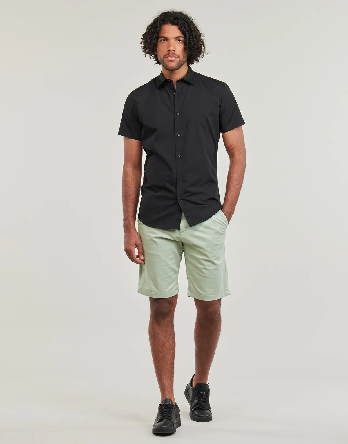 JPSTBOWIE JJSHORTS SOLID SN