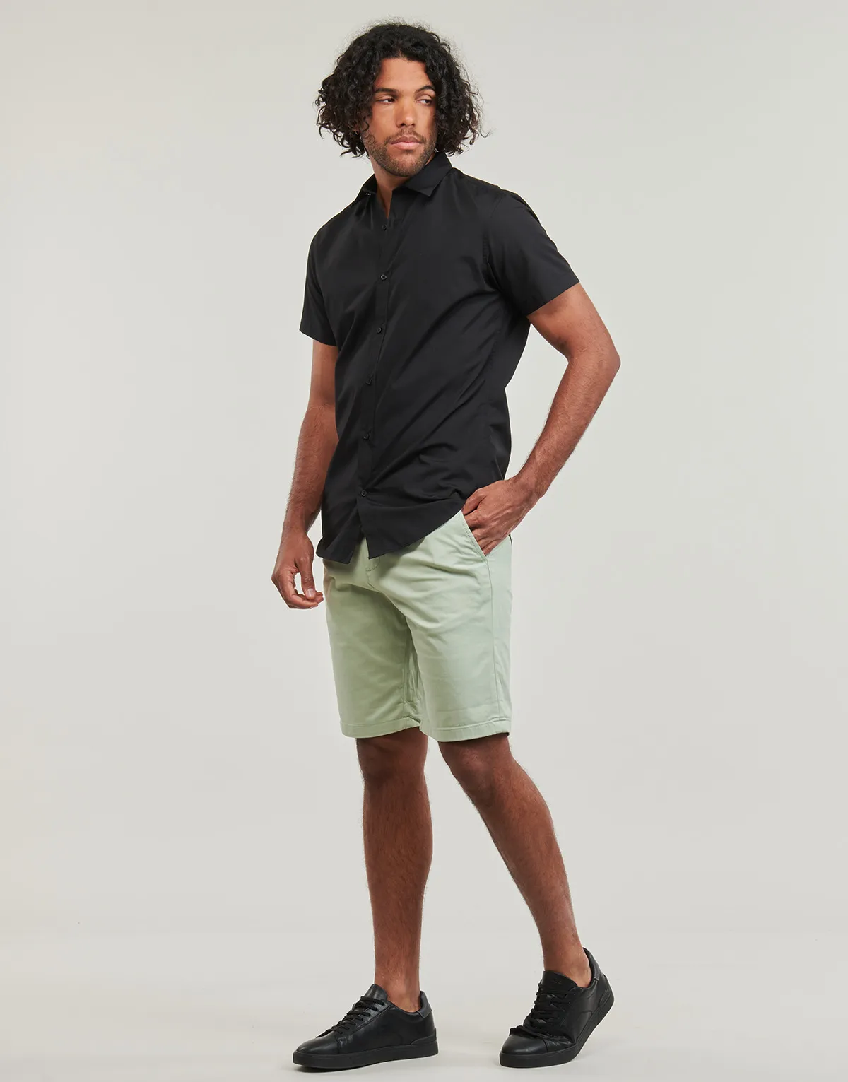 JPSTBOWIE JJSHORTS SOLID SN