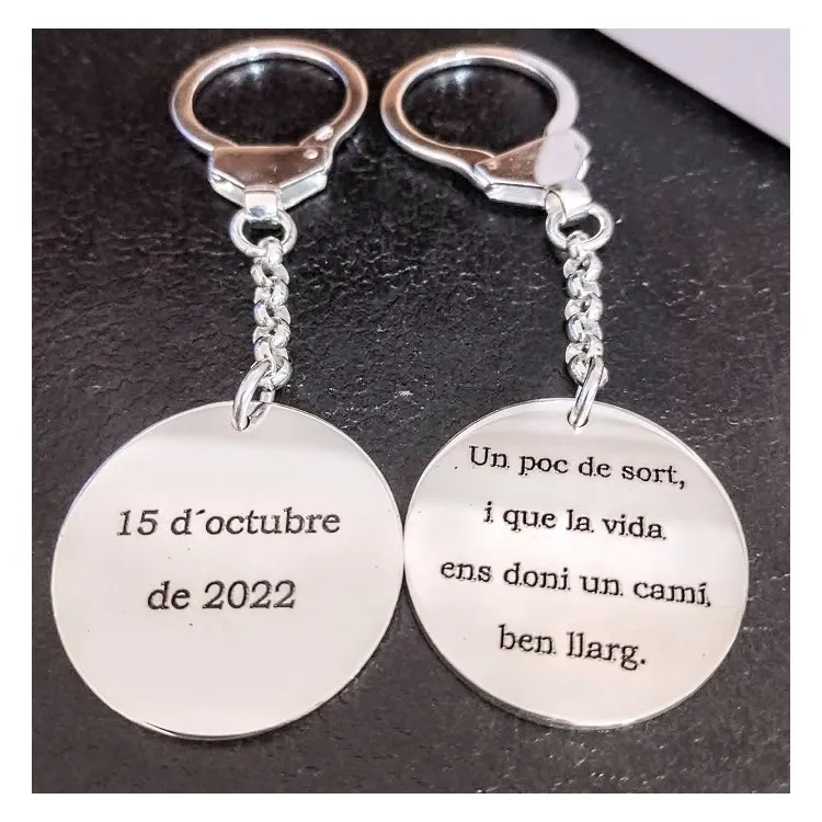 Llavero personalizado de plata  fabricación artesanal