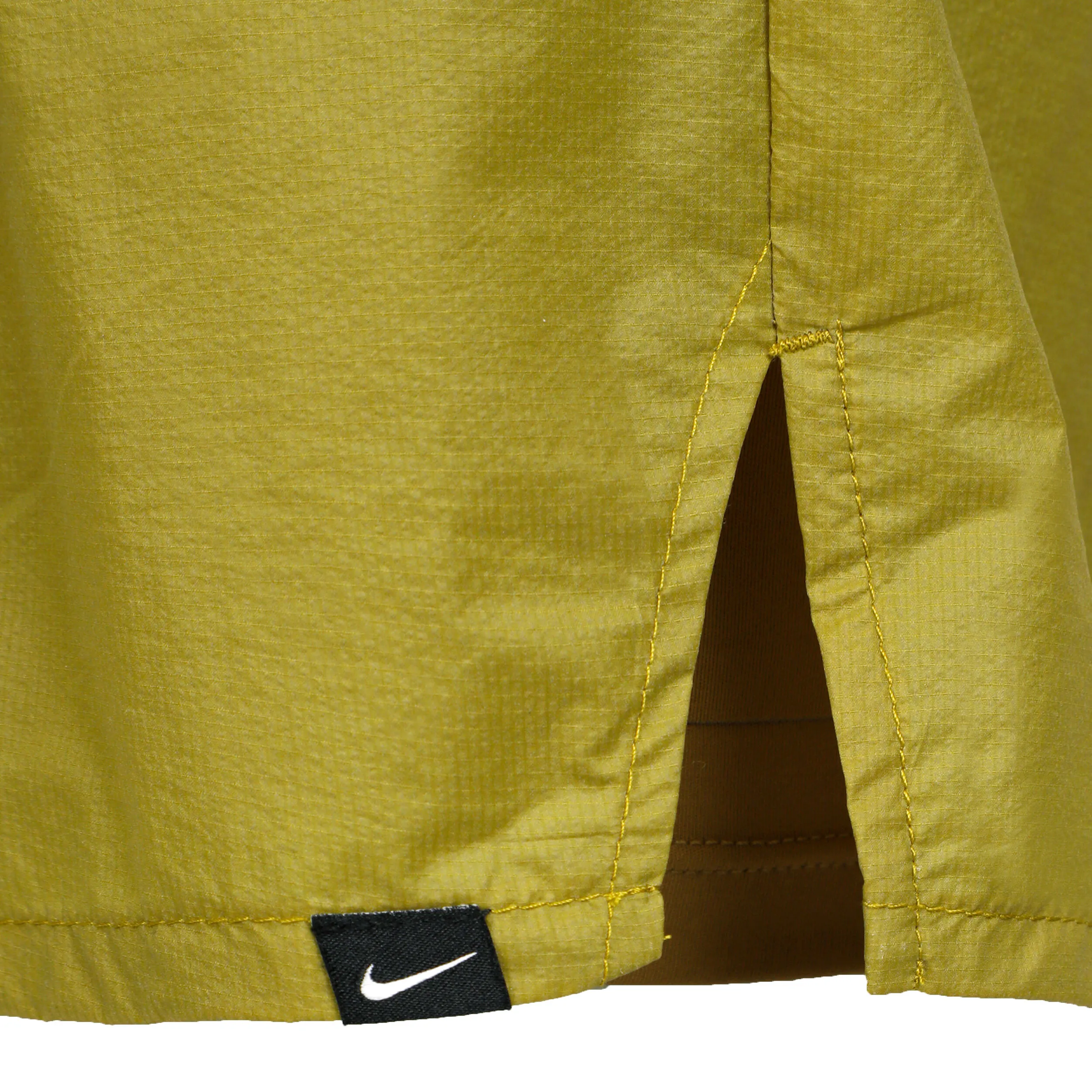 NIKE DRIFIT RUN DIVISION REFLECTIVE MIDRISE 3IN SHORTS MUJERES