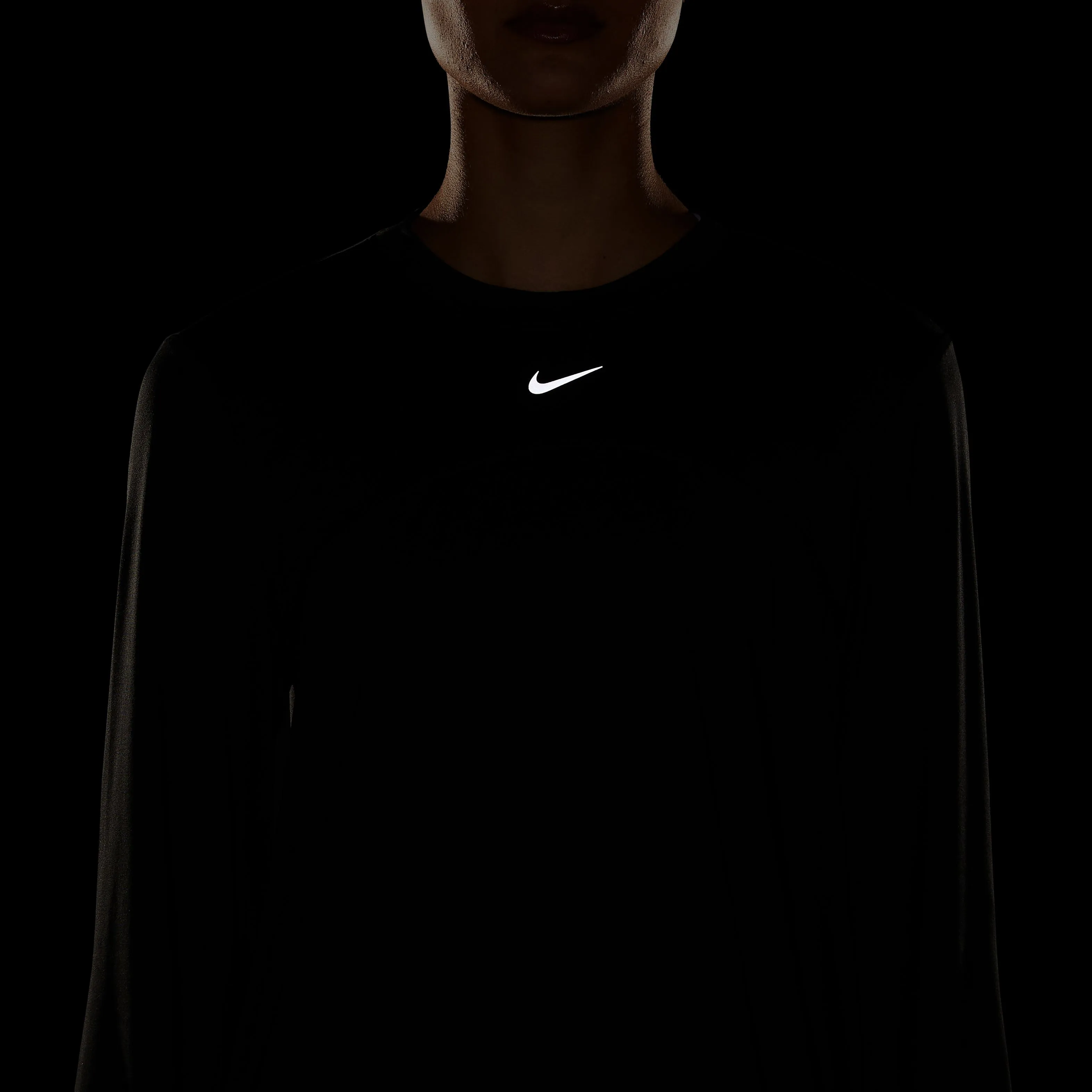 NIKE DRIFIT SWIFT ELEMENT UV CREWNECK TOP DE RUNNING MUJERES