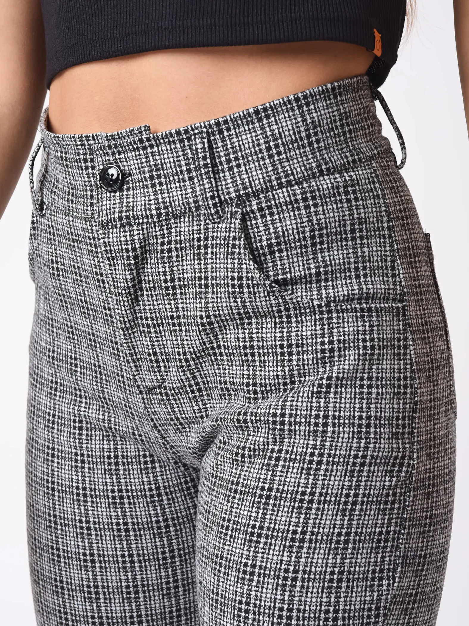 Pantalones acampanados con estampado de cuadros