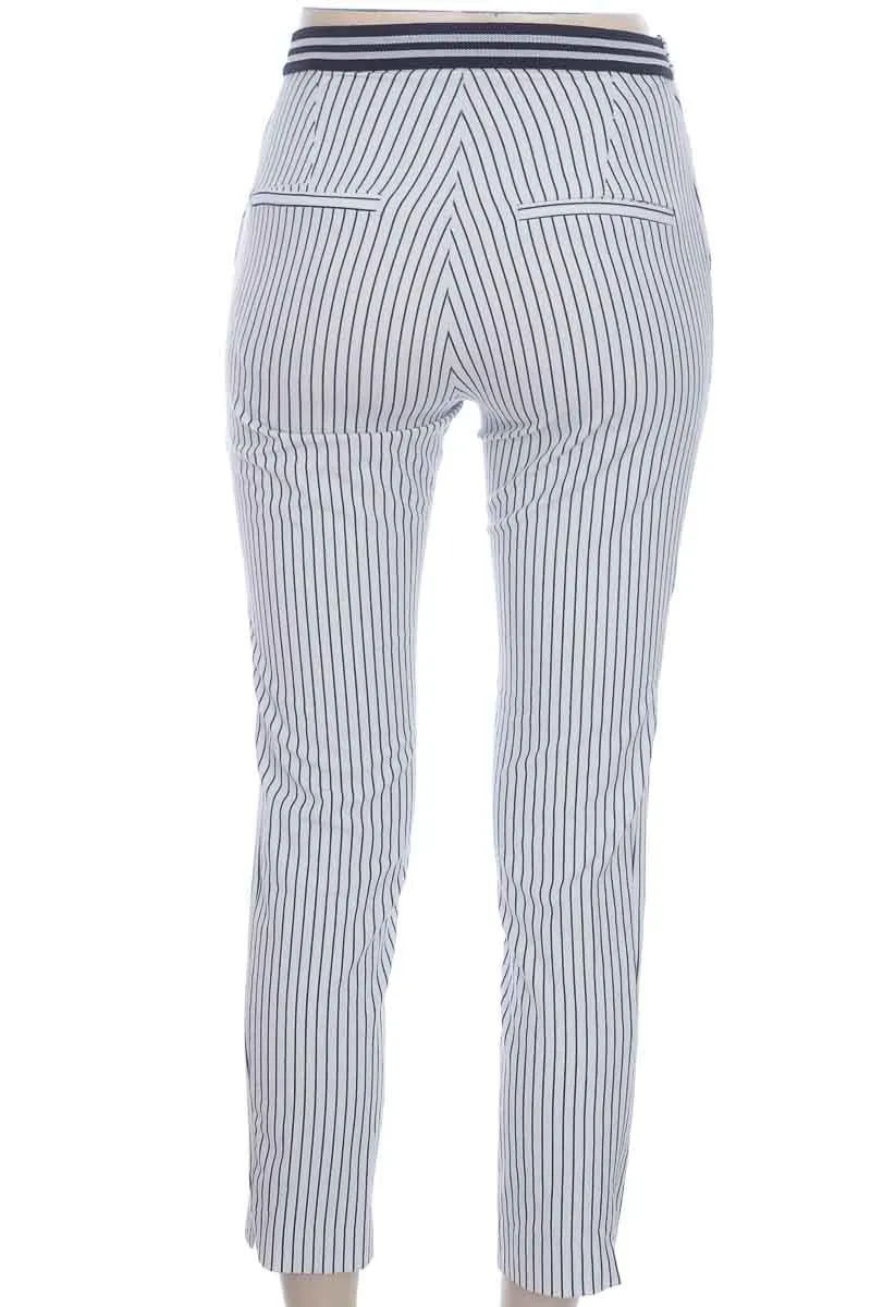 PANTALóN COLOR BLANCO  STRADIVARIUS