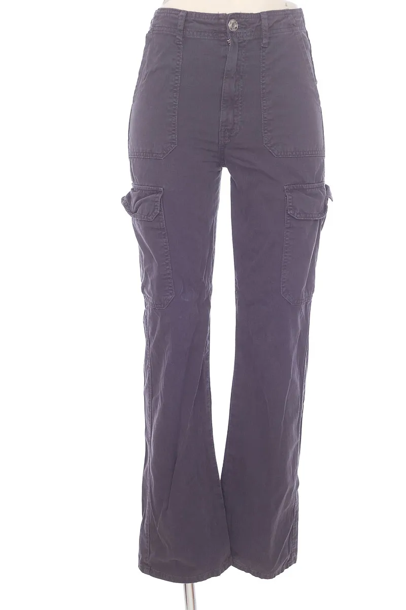 PANTALóN COLOR GRIS  ZARA