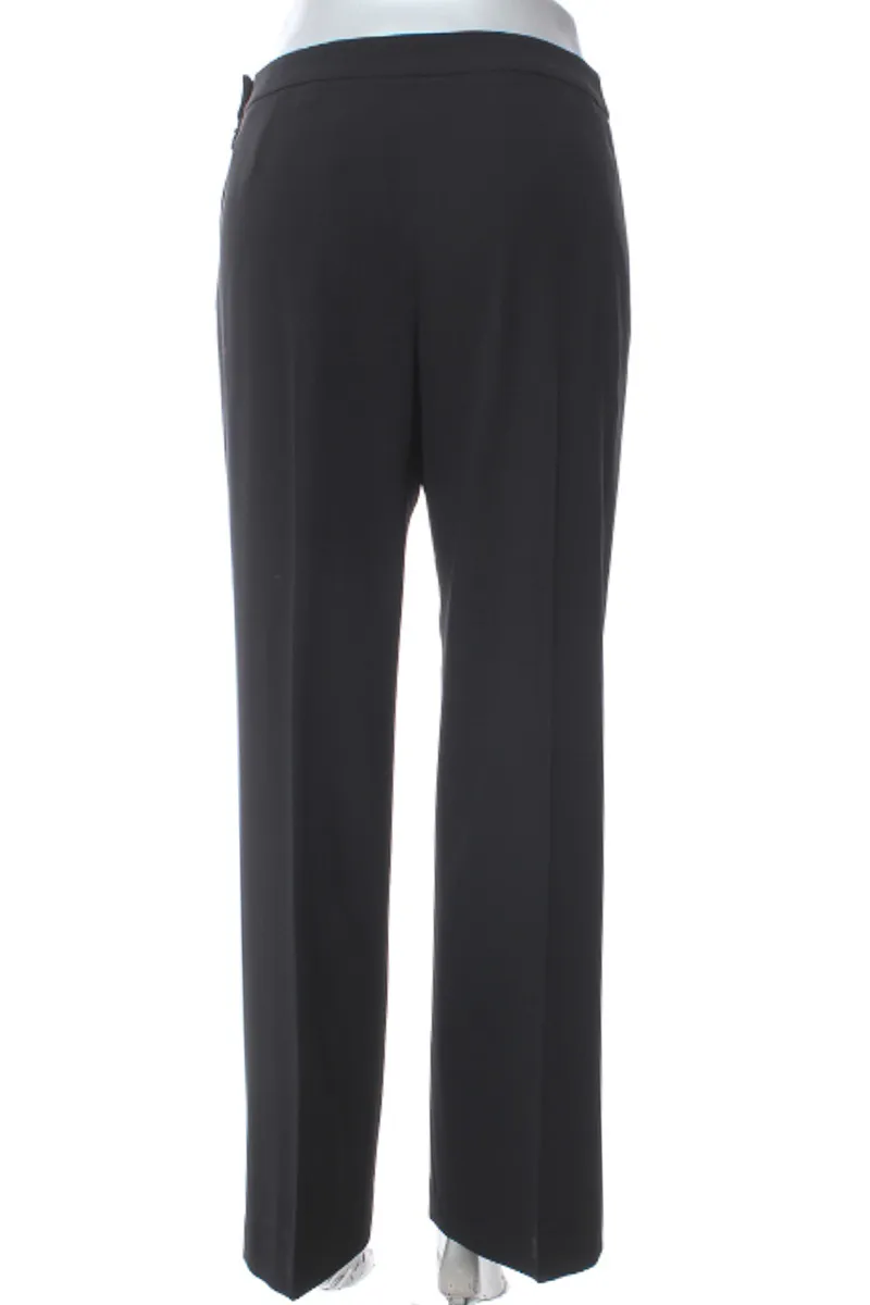 PANTALóN COLOR NEGRO  KASPER
