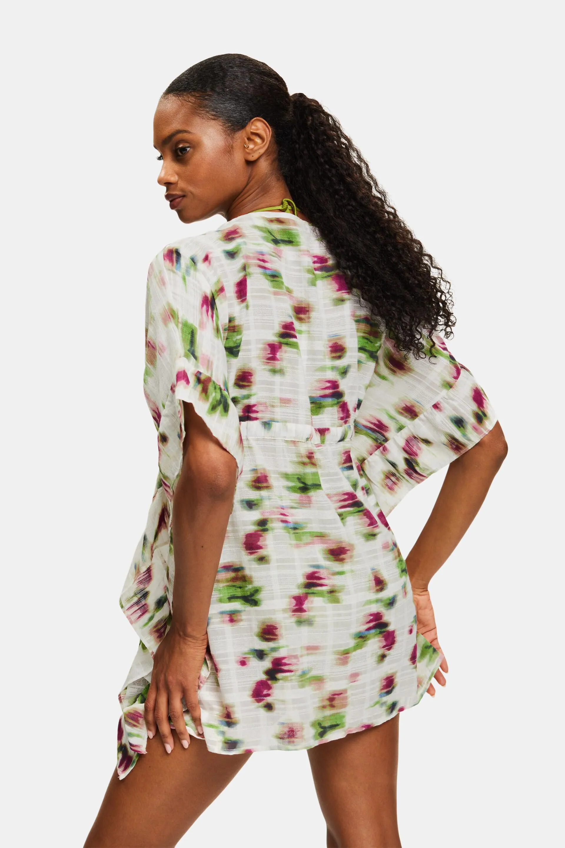 Poncho con textura y estampado