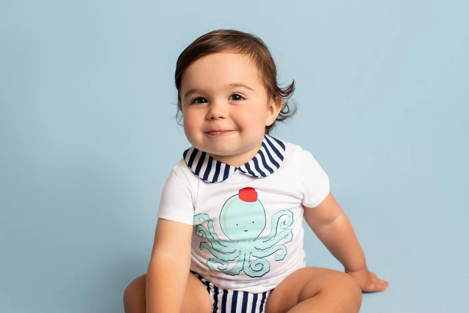 SET FOR BOYS TSHIRT WITH OCTOPUS AND NAVY STRIPED PANTIES