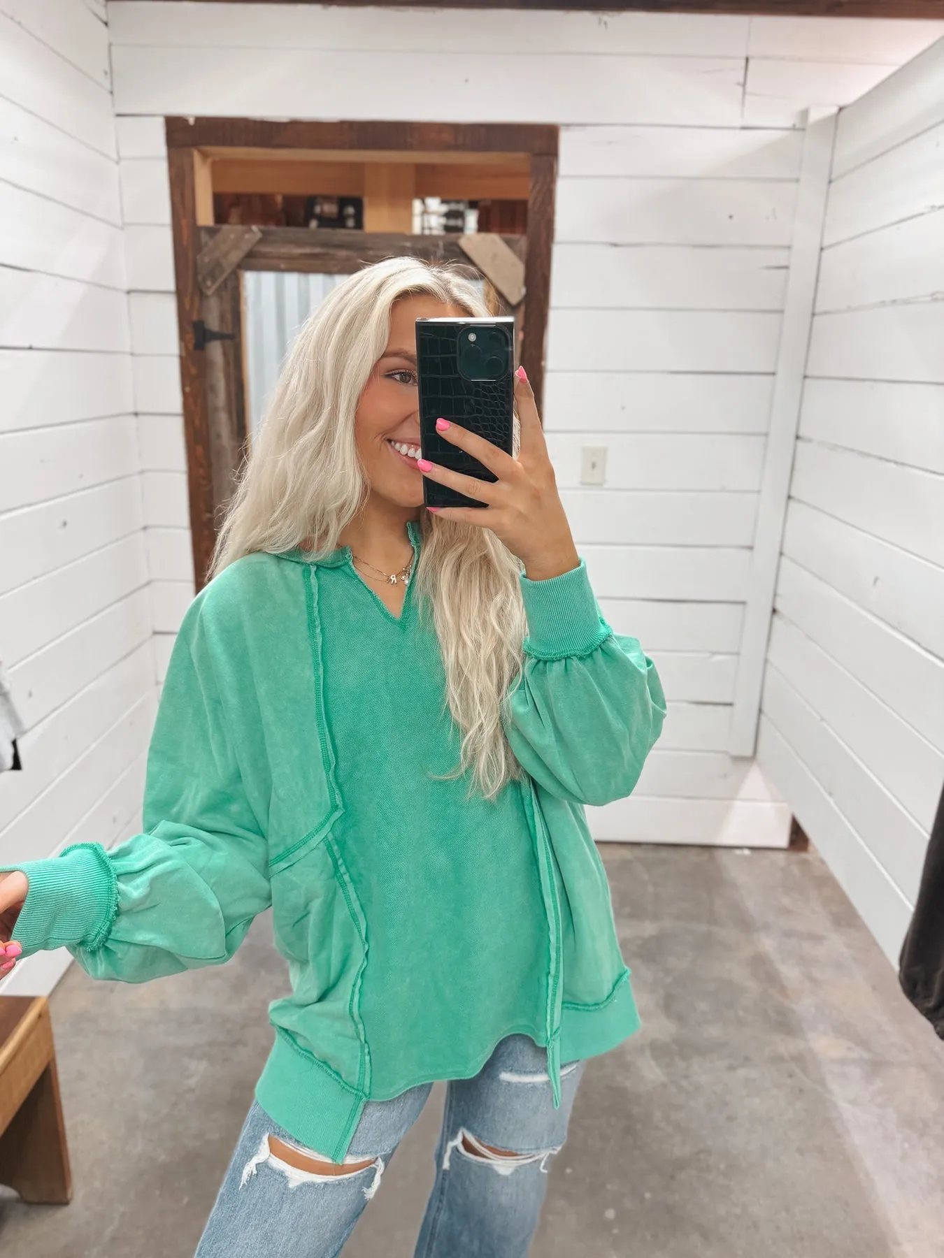 STYLISH SPLENDOR GREEN SWEATSHIRT