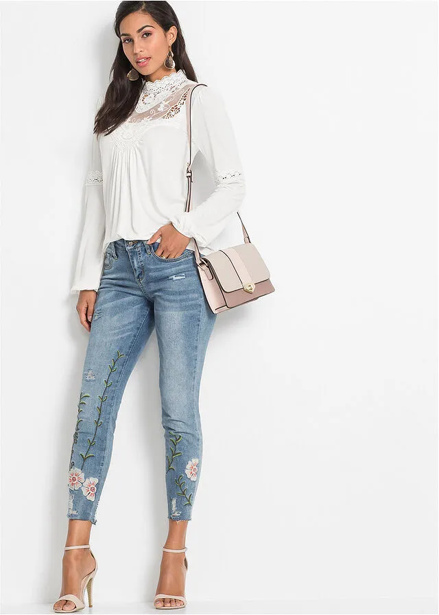Top con detalle victoriano Blanco lana