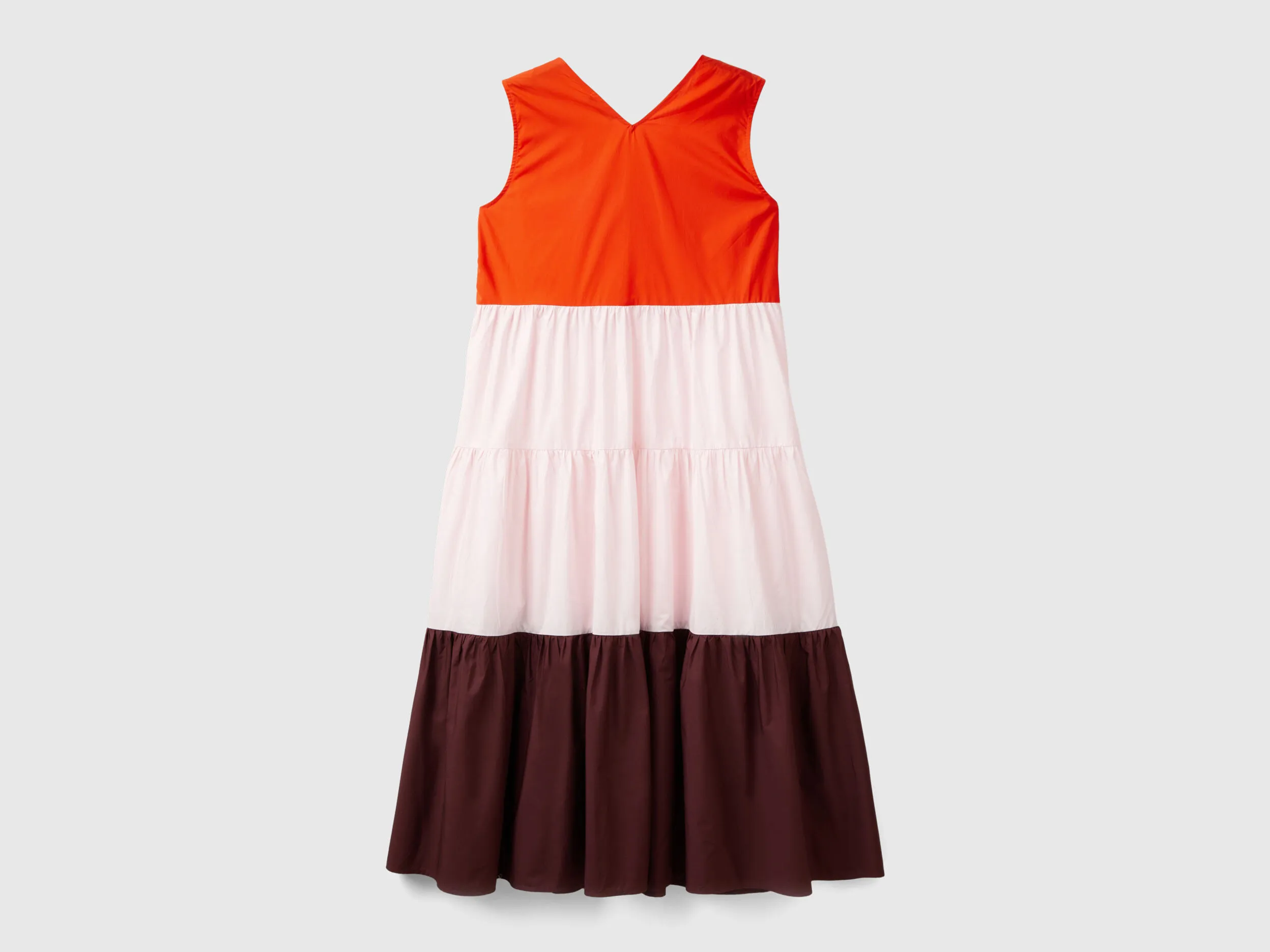 Vestido color block con volantes