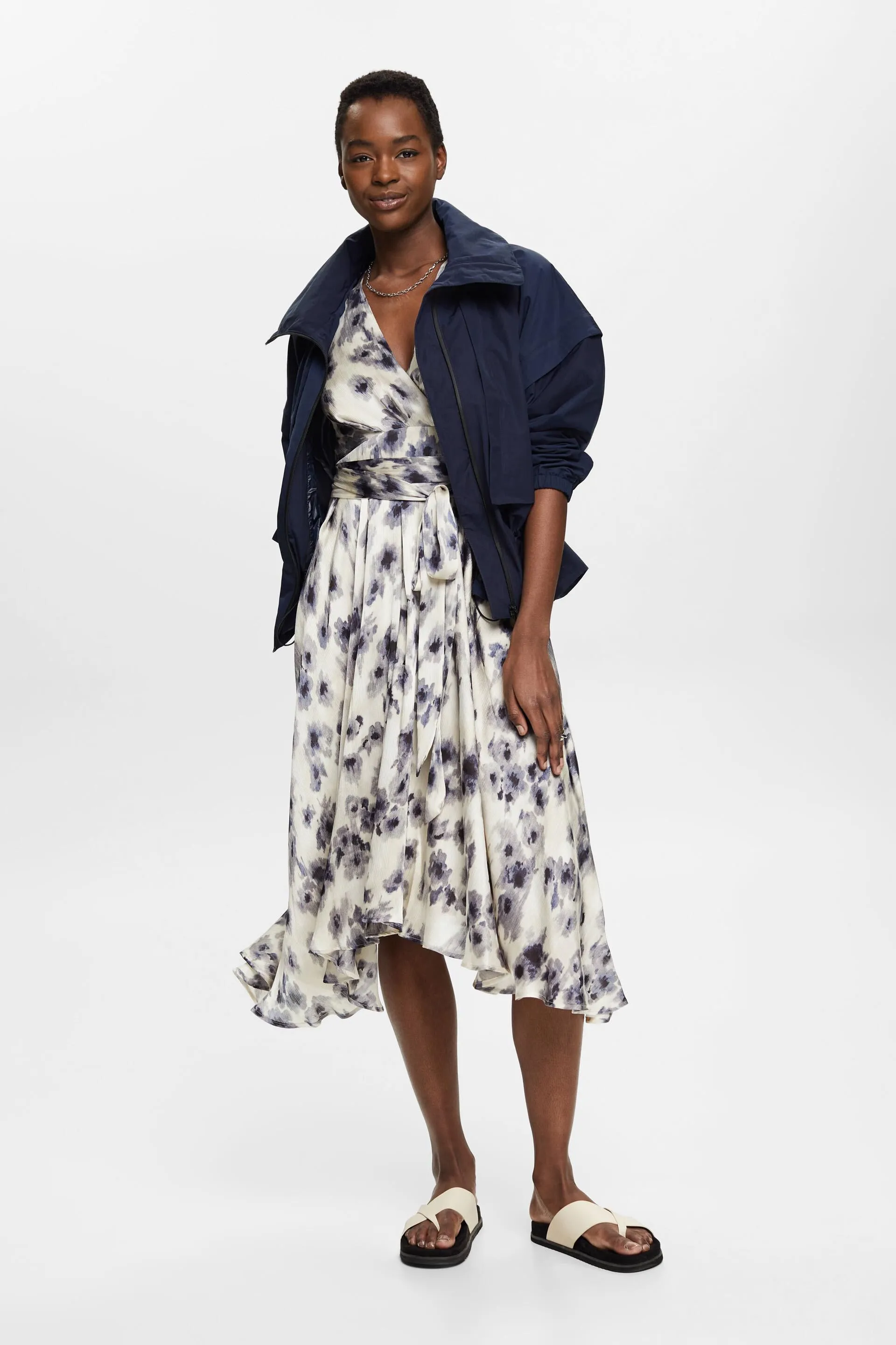 Vestido de mangas abullonadas con estampado floral