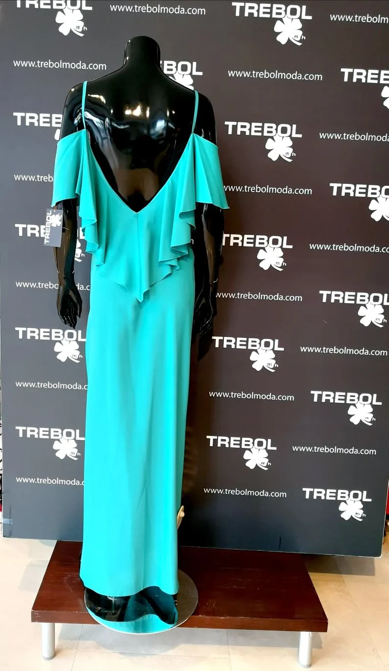 Vestido largo con hombros descubiertos