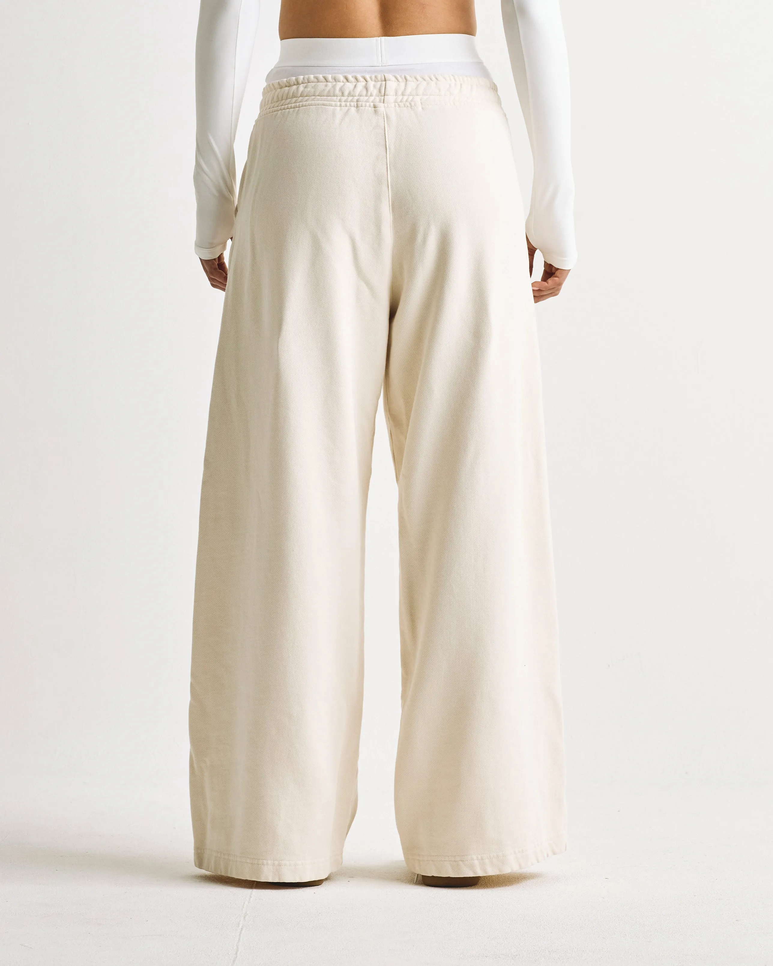 W Basics Wide Straightpants V2 Cream