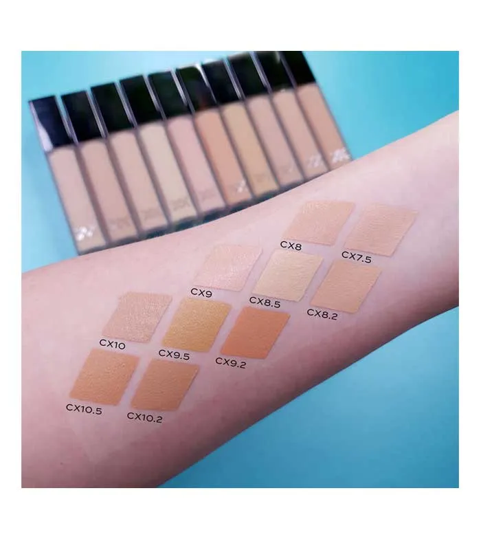 XX REVOLUTION  CORRECTOR LíQUIDO SUPER FIXX CONCEALXX  CX9.2