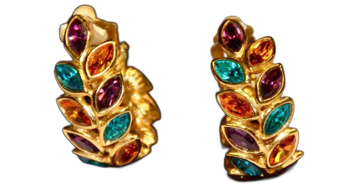 Yves Saint Laurent Magnífico par de pendientes de clip YSL Multicolor 