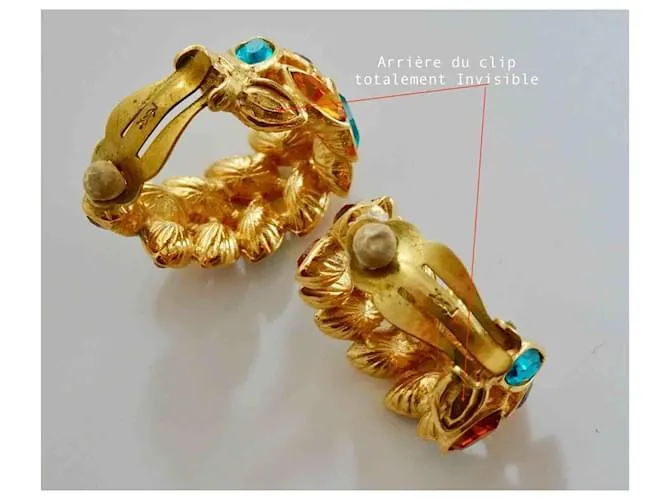 Yves Saint Laurent Magnífico par de pendientes de clip YSL Multicolor 