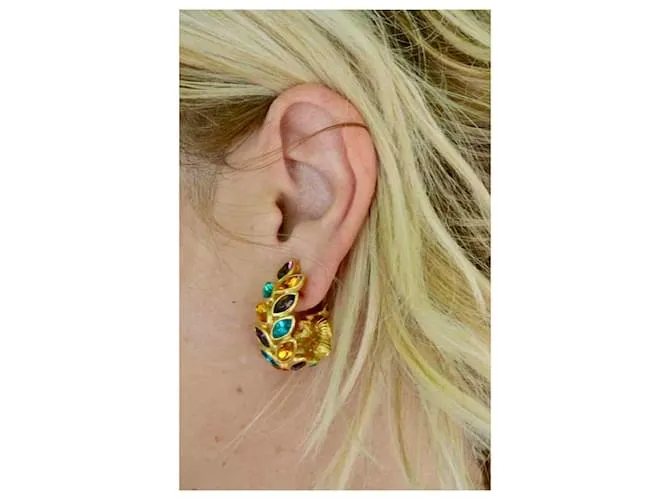 Yves Saint Laurent Magnífico par de pendientes de clip YSL Multicolor 