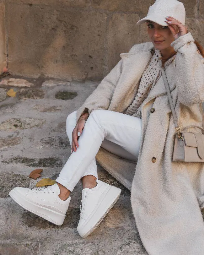 ZAPATILLAS DE MUJER CON SUELA GRUESA EN COLOR BLANCO  VANINA
