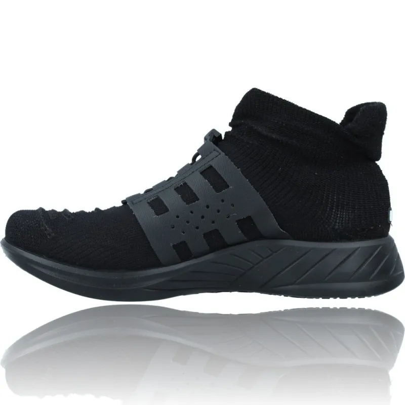 ZAPATILLAS DEPORTIVAS CASUAL WATER RESISTANT PARA MUJERES DE UYN XCROSS TUNE