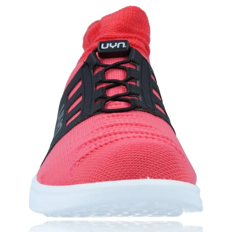 ZAPATILLAS DEPORTIVAS CASUAL WATER RESISTANT PARA MUJERES DE UYN XCROSS TUNE
