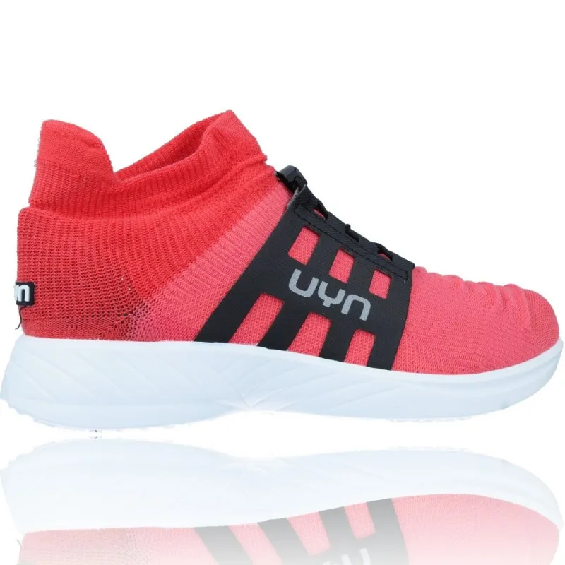 ZAPATILLAS DEPORTIVAS CASUAL WATER RESISTANT PARA MUJERES DE UYN XCROSS TUNE